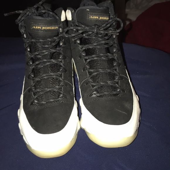 Jordan 9 - Picture 2 of 3